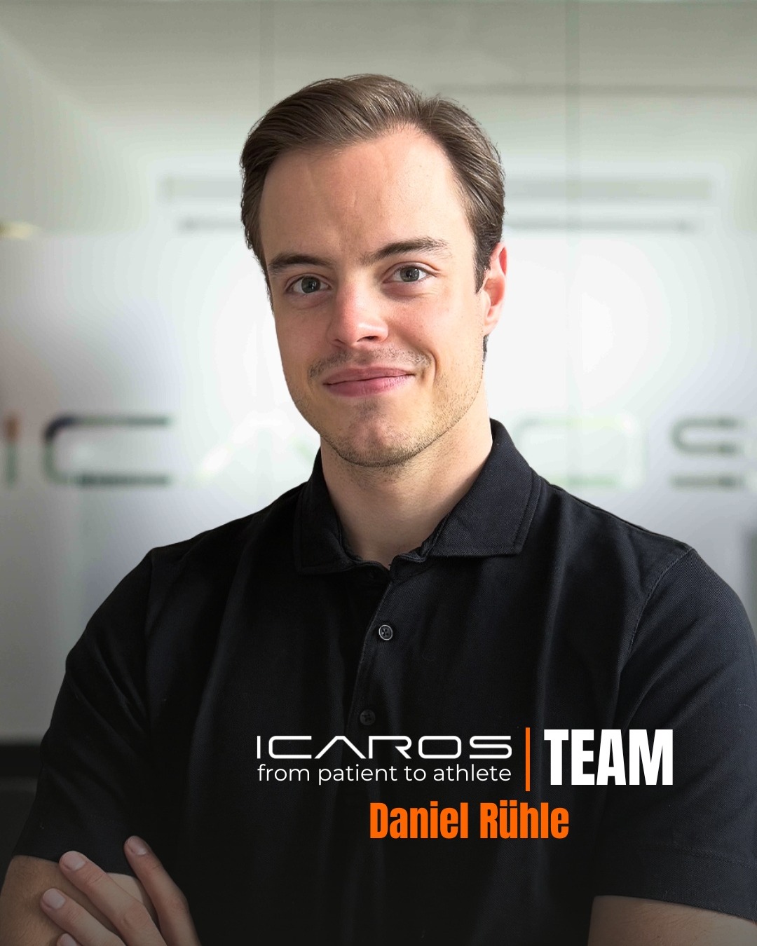 MEET THE ICAROS TEAM 🧡
Wir begrüßen ein bekanntes Gesicht in neuer Rolle: Daniel Rühle!
Daniel war viele Jahre als Sport- und Physiotherapeut tätig und hat uns schon auf zahlreichen Messen begleitet. 
Jetzt verstärkt er das ICAROS-Team mit seinem Know-how direkt vor Ort – wir freuen uns sehr, ihn an Bord zu haben.
Willkommen, Daniel! MEET THE ICAROS TEAM 🧡
Wir begrüßen ein bekanntes Gesicht in neuer Rolle: Daniel Rühle!
Daniel war viele Jahre als Sport- und Physiotherapeut tätig und hat uns schon auf zahlreichen Messen begleitet. 
Jetzt verstärkt er das ICAROS-Team mit seinem Know-how direkt vor Ort – wir freuen uns sehr, ihn an Bord zu haben.
Willkommen, Daniel!